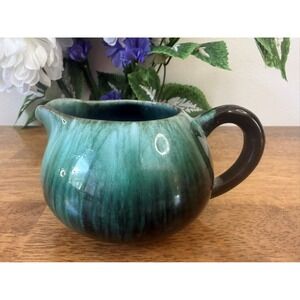 Vintage Blue Mountain Pottery Green Creamer Pitcher Canadian Art MCM Dining‎